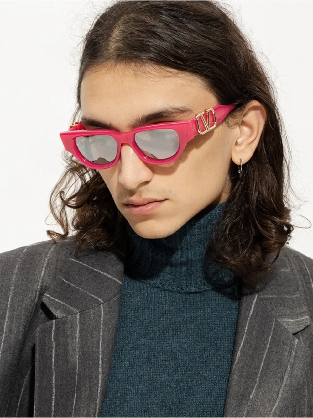 Valentino presents these